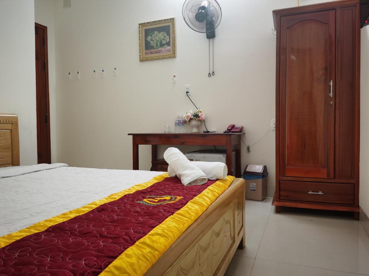 Thao Linh Hotel Куи Нхон Екстериор снимка